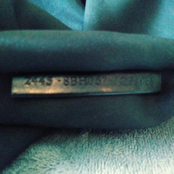 ❌SOLD❌💯FENDI Tote. GUC 8/10. - Picture 3 of 8